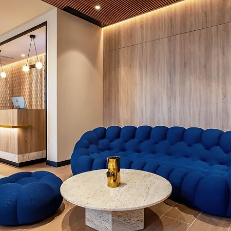 Hotel Courtyard By Marriott Paris Charles De Gaulle Airport 4*