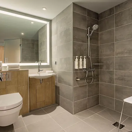 Courtyard By Marriott Paris Charles De Gaulle Airport 酒店 鲁瓦西昂法兰西