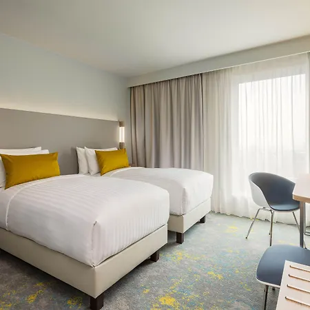 Hotel Courtyard By Marriott Paris Charles De Gaulle Airport 4*